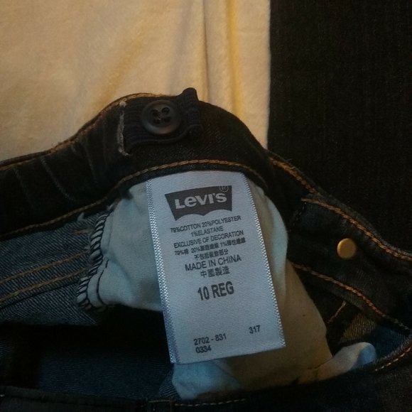 GIRLS LEVI'S Jeans and Long Sleeve Top - Picture 11 of 13